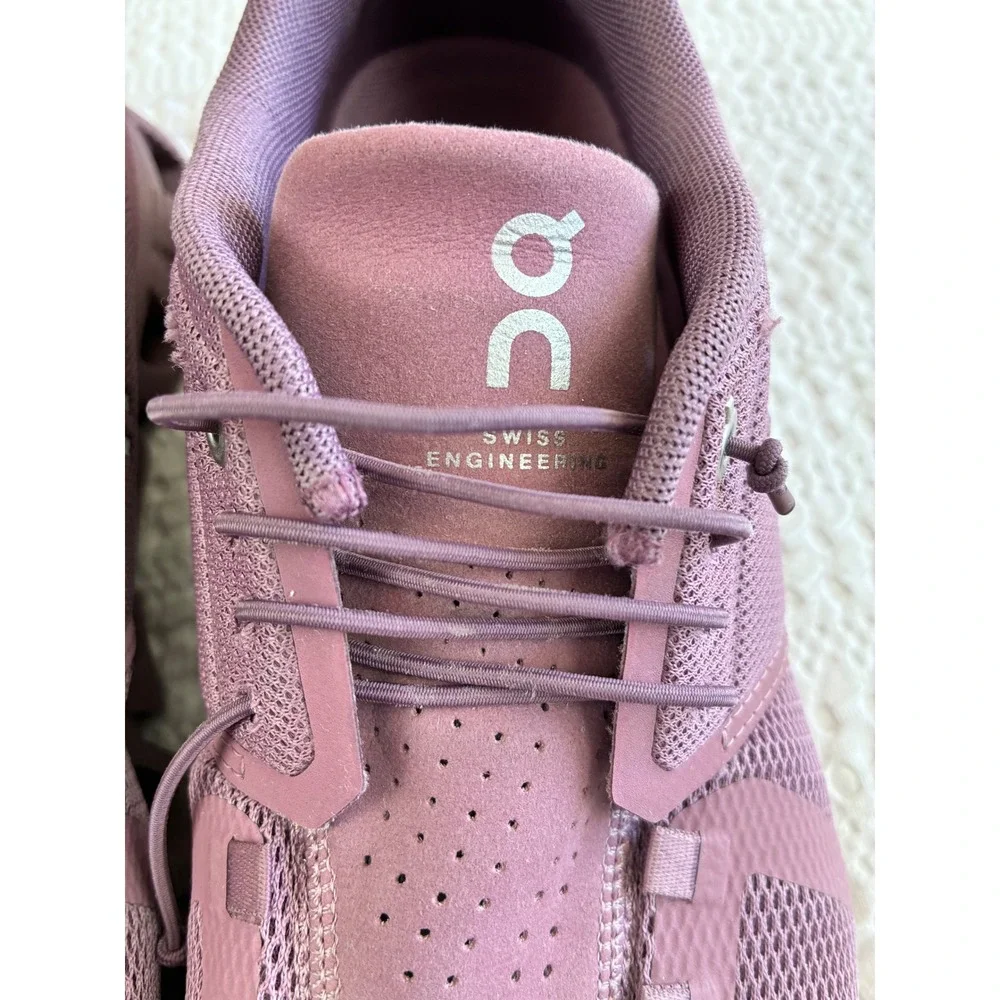 On Running Women's Cloud 5 Sneakers Fig/Quartz US 10 EU 42 Walking Active - Picture 14 of 16